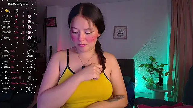Snapshot of Lexie_Thompson10 chatting on 18, 3, 2025 Lexie Thompson10 online show from 18, 3, 2025