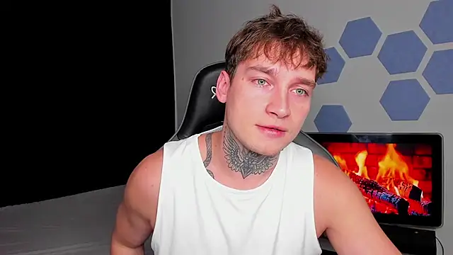 Snapshot of Chris_Tyson chatting on 18, 9, 2025 Chris Tyson online show from 18, 9, 2025