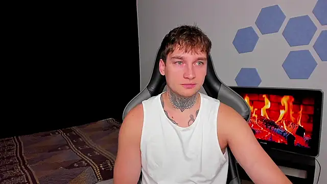 Snapshot of Chris_Tyson chatting on 20, 9, 2025 Chris Tyson online show from 20, 9, 2025