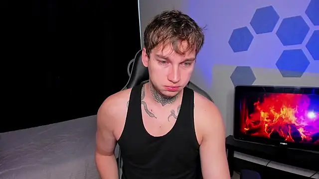 Snapshot of Chris_Tyson chatting on 5, 10, 2025 Chris Tyson online show from 5, 10, 2025