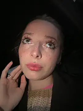 Snapshot of LoraaDoll chatting on 20, 9, 2025 LoraaDoll online show from 20, 9, 2025