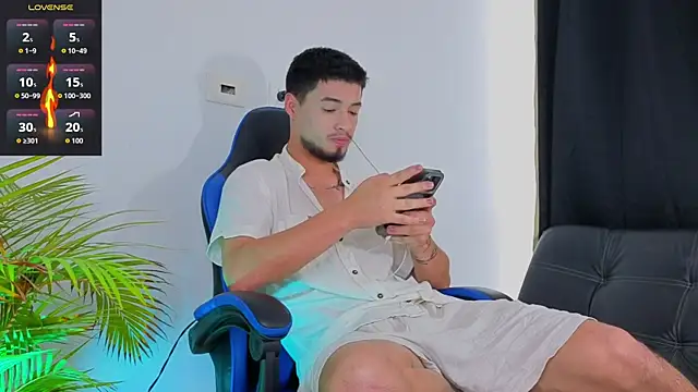 EdwardRoss  online show from 15, 11, 2025