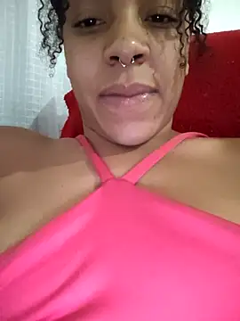 Julia Pretinha online show from 11, 9, 2025