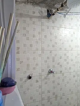 Julia Pretinha online show from 7, 3, 2026