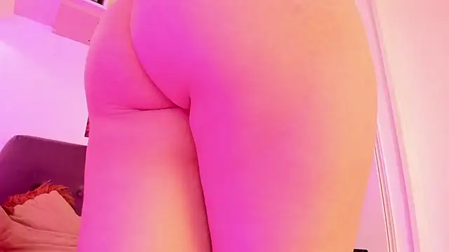 Miia Thompsonn online show from 22, 12, 2024