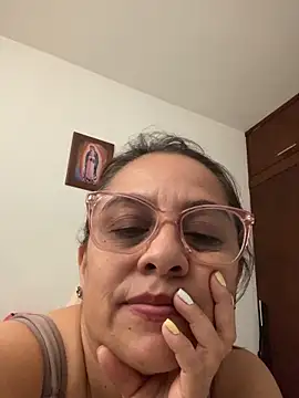 Snapshot of brendasexywet chatting on 21, 10, 2025 brendasexywet online show from 21, 10, 2025