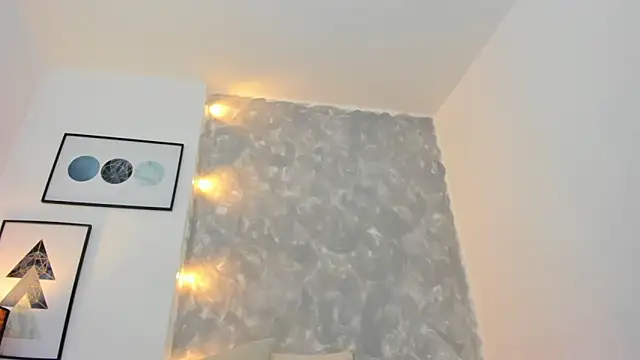 yesica collins01 online show from 11, 12, 2024