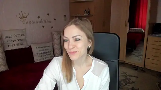 SilviaEyes online show from 7, 1, 2025