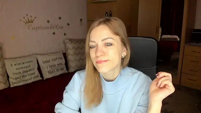 SilviaEyes online show from 9, 1, 2025