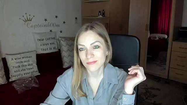 SilviaEyes online show from 2, 2, 2025