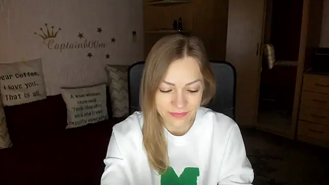 SilviaEyes online show from 10, 2, 2025