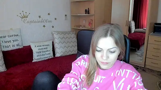 SilviaEyes online show from 12, 2, 2025