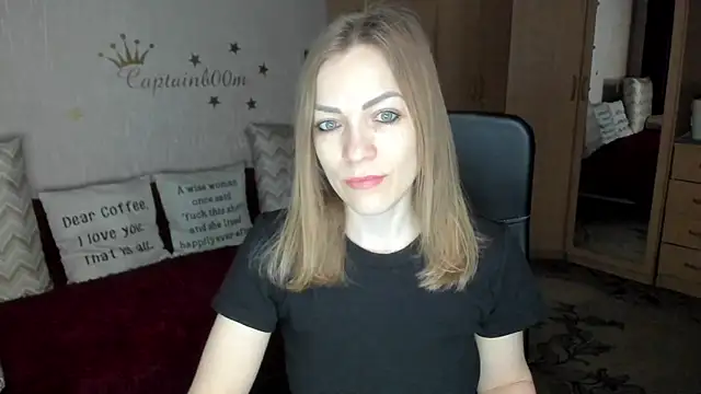 SilviaEyes online show from 2, 3, 2025