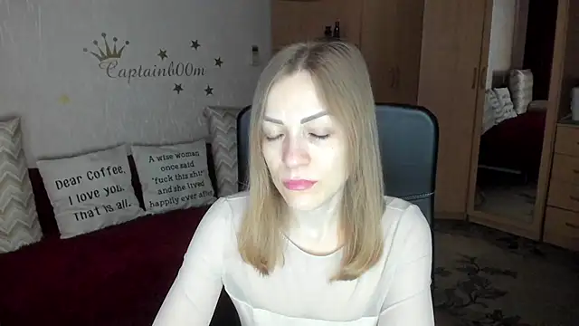 SilviaEyes online show from 8, 3, 2025