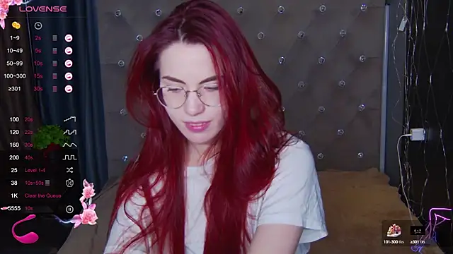 EmilyKents online show from 27, 2, 2025