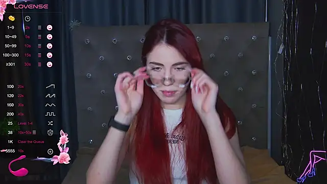EmilyKents online show from 3, 3, 2025