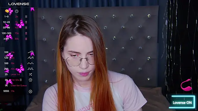 EmilyKents online show from 12, 9, 2025