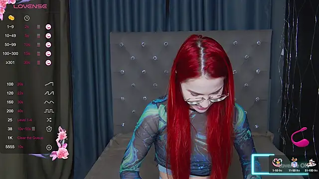 EmilyKents online show from 9, 10, 2025