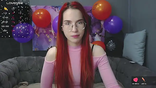 EmilyKents online show from 28, 10, 2025