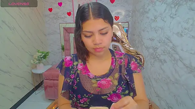  mila sweet v online show from 28, 2, 2025