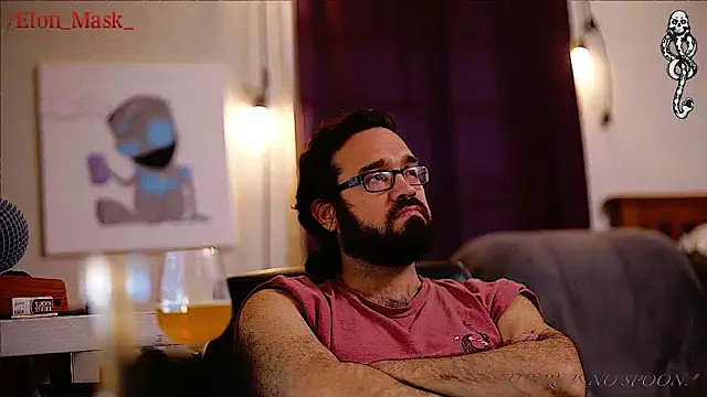 Seraph De La Luna online show from 4, 1, 2025