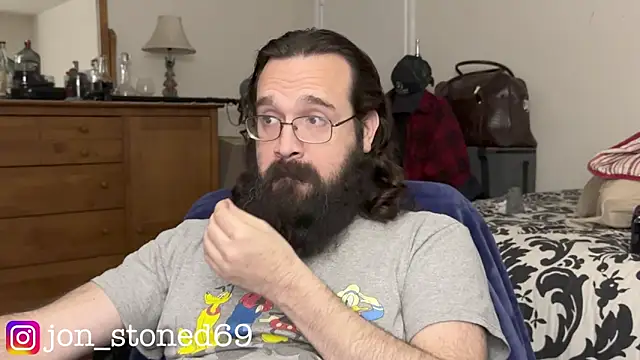 Snapshot of Seraph_De_La_Luna chatting on 8, 3, 2026 Seraph De La Luna online show from 8, 3, 2026