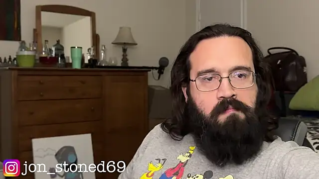 Snapshot of Seraph_De_La_Luna chatting on 9, 3, 2026 Seraph De La Luna online show from 9, 3, 2026