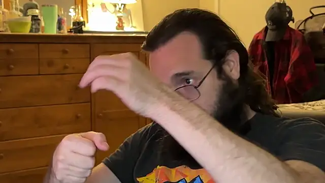 Snapshot of Seraph_De_La_Luna chatting on 12, 3, 2026 Seraph De La Luna online show from 12, 3, 2026