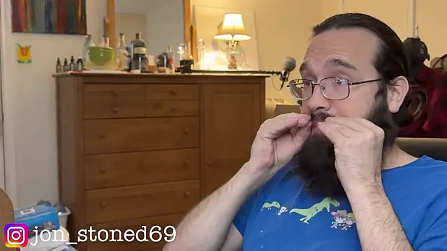 Snapshot of Seraph_De_La_Luna chatting on 18, 3, 2026 Seraph De La Luna online show from 18, 3, 2026