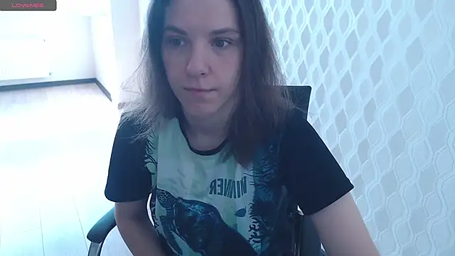 LisaHeart online show from 10, 6, 2026