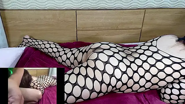 mini 69 online show from 15, 11, 2025