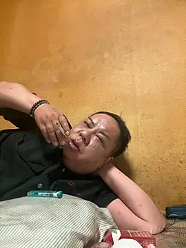 punk0805 online show from 14, 4, 2026