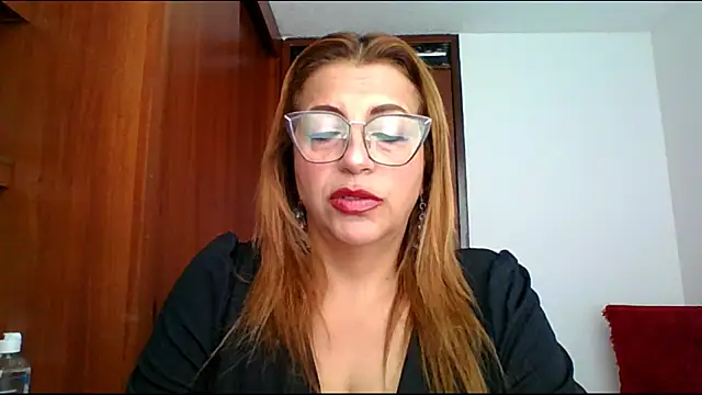 Snapshot of RossanaLionheart chatting on 7, 4, 2026 RossanaLionheart online show from 7, 4, 2026
