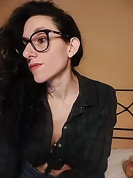 Snapshot of SofiaMori chatting on 4, 3, 2026 SofiaMori online show from 4, 3, 2026