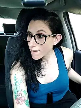 Snapshot of SofiaMori chatting on 8, 4, 2026 SofiaMori online show from 8, 4, 2026