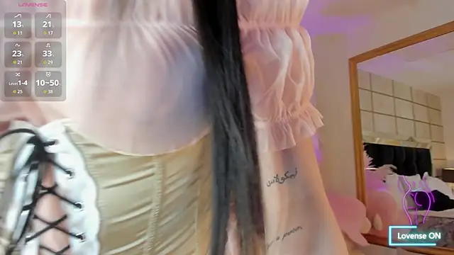 SamanthaClay online show from 27, 10, 2025