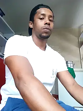 Snapshot of AlejoKhalifa_ chatting on 7, 10, 2025 AlejoKhalifa  online show from 7, 10, 2025