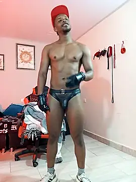 Snapshot of AlejoKhalifa_ chatting on 16, 10, 2025 AlejoKhalifa  online show from 16, 10, 2025
