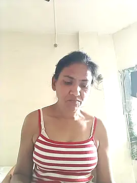 Snapshot of sunita6009 chatting on 14, 7, 2026 sunita6009 online show from 14, 7, 2026