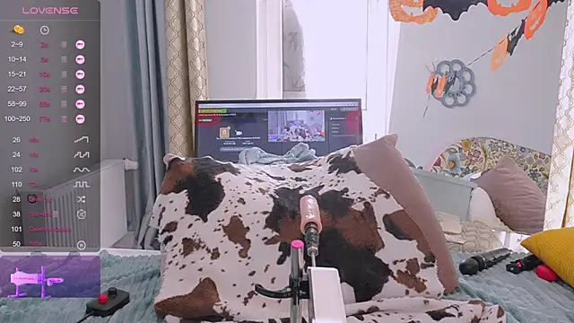 Meukotis online show from 3, 11, 2025