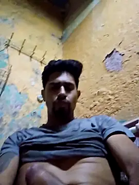 Snapshot of pene_latinoriico chatting on 5, 2, 2026 pene latinoriico online show from 5, 2, 2026