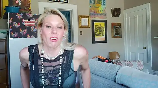 Snapshot of Glamazonx chatting on 19, 2, 2026 Glamazonx online show from 19, 2, 2026