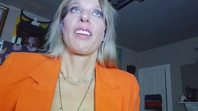 Snapshot of Glamazonx chatting on 3, 4, 2026 Glamazonx online show from 3, 4, 2026