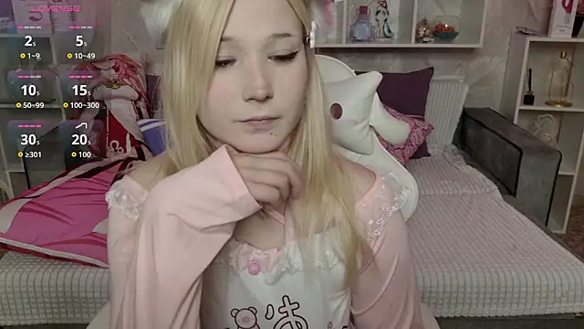 MeowkaKitty online show from 16, 3, 2026