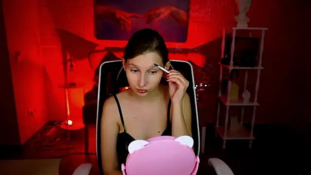 Snapshot of EllaHorton chatting on 4, 3, 2026 EllaHorton online show from 4, 3, 2026