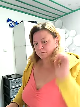 jusichka online show from 11, 9, 2025