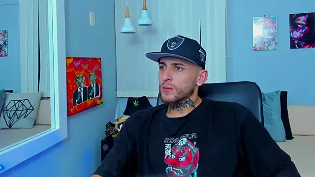 Snapshot of Drako_Lamar chatting on 18, 12, 2024 Drako Lamar online show from 18, 12, 2024