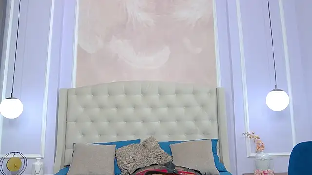 Snapshot of JoannaCox chatting on 17, 2, 2025 JoannaCox online show from 17, 2, 2025