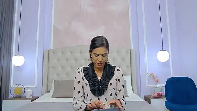 Snapshot of JoannaCox chatting on 26, 2, 2025 JoannaCox online show from 26, 2, 2025