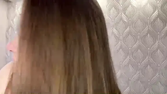 Snapshot of CharryClim chatting on 13, 9, 2025 CharryClim online show from 13, 9, 2025